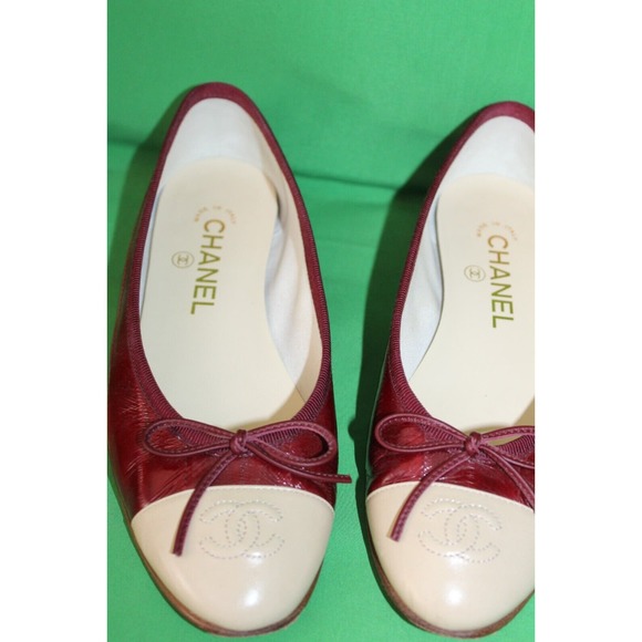 Chanel Designer Ballet Flats Burgundy Beige Logo Shoes Italy Size Women's 36.5 - Picture 2 of 14